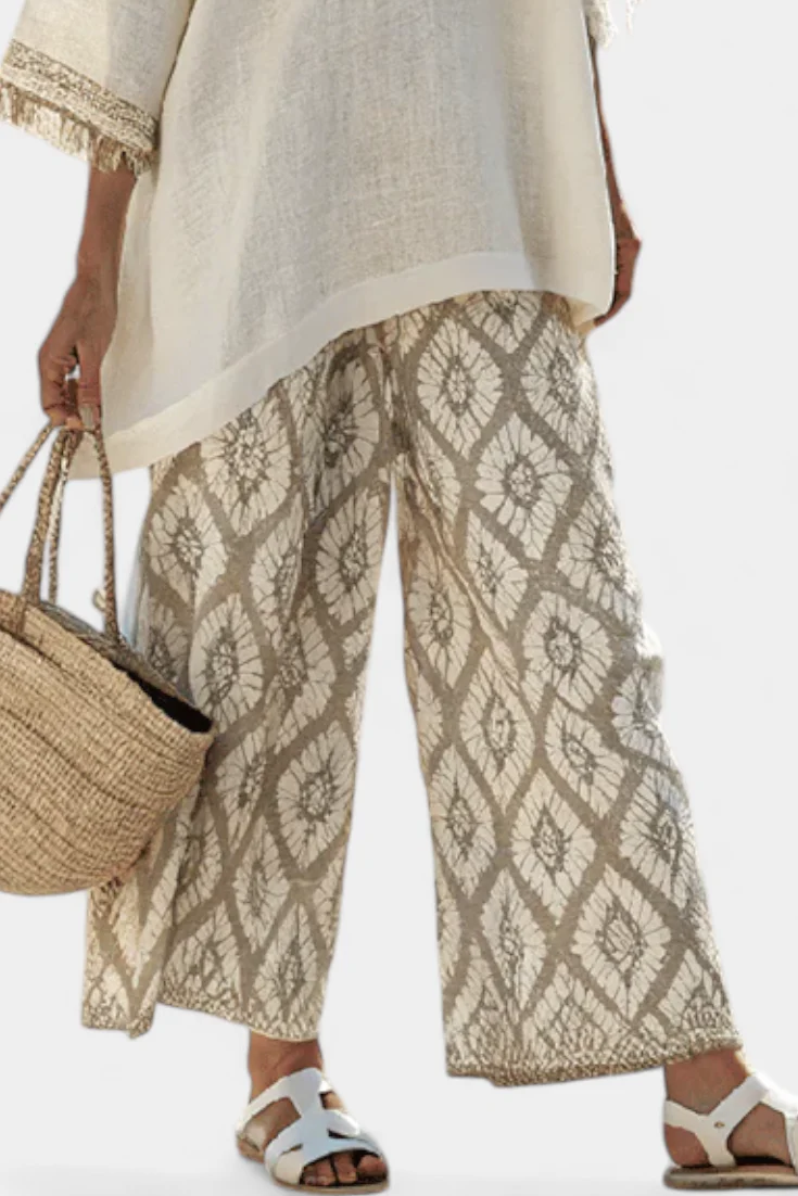 Alverra | Sophisticated Top & Casual Pants Set - Image 3