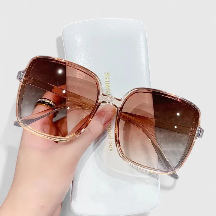 Destinie | Elegant Sunglasses - Image 5