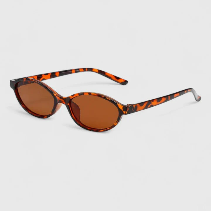 Grayslyn | Sophisticated Sunglasses - Image 2