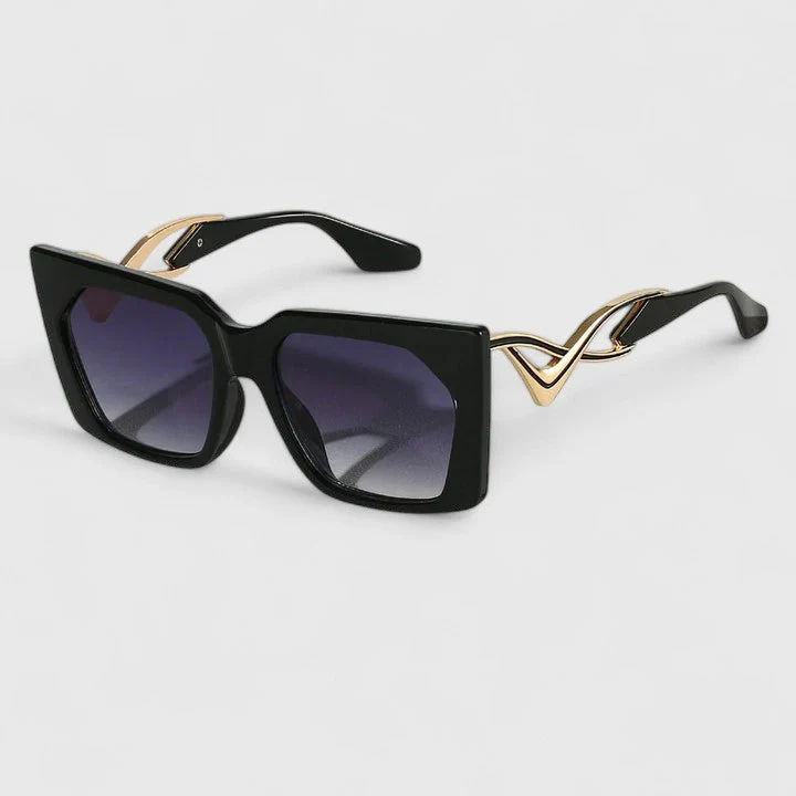 Oaklynne | Stylish Sunglasses - Image 3