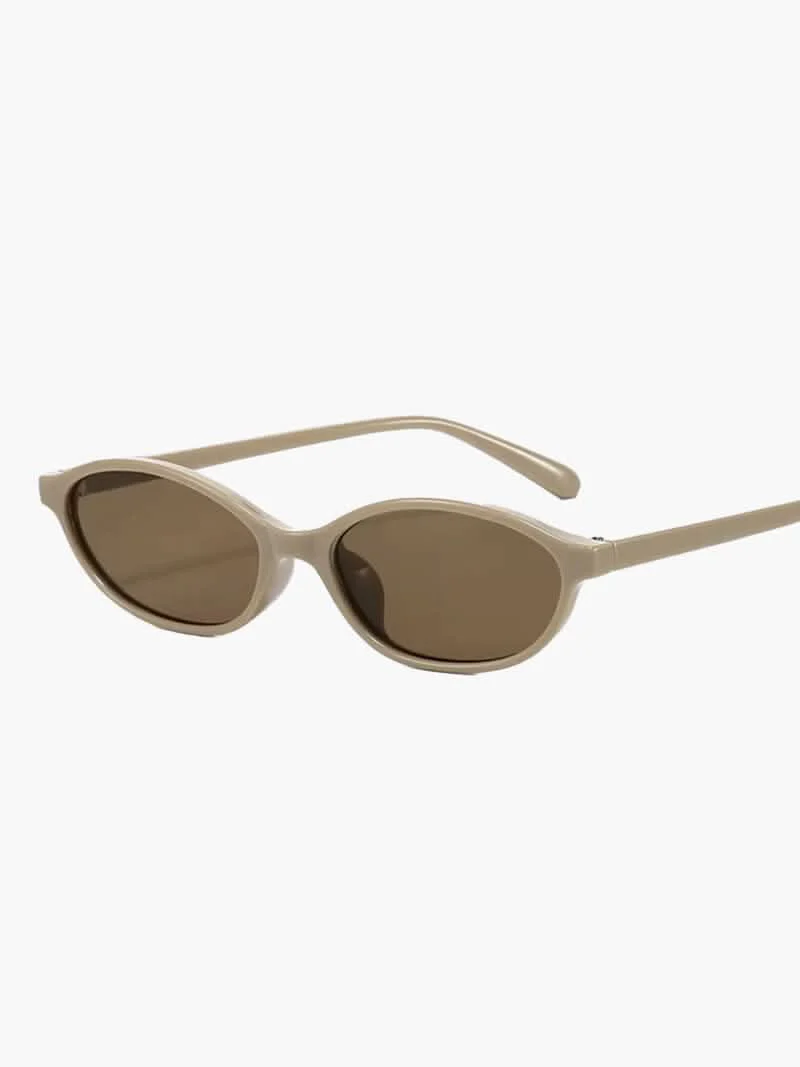 Raelynne | Romantic Sunglasses - Image 5