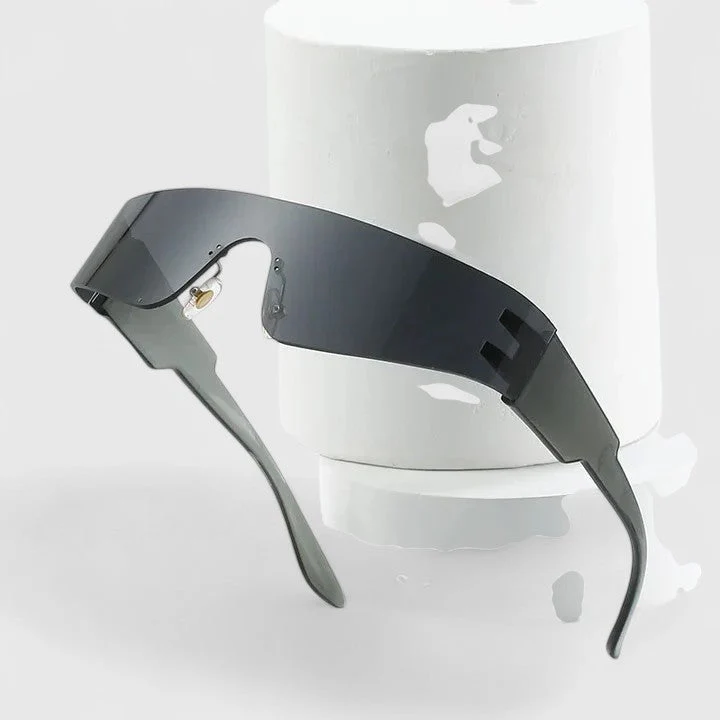Skyllarr | Elegant Sunglasses - Image 7