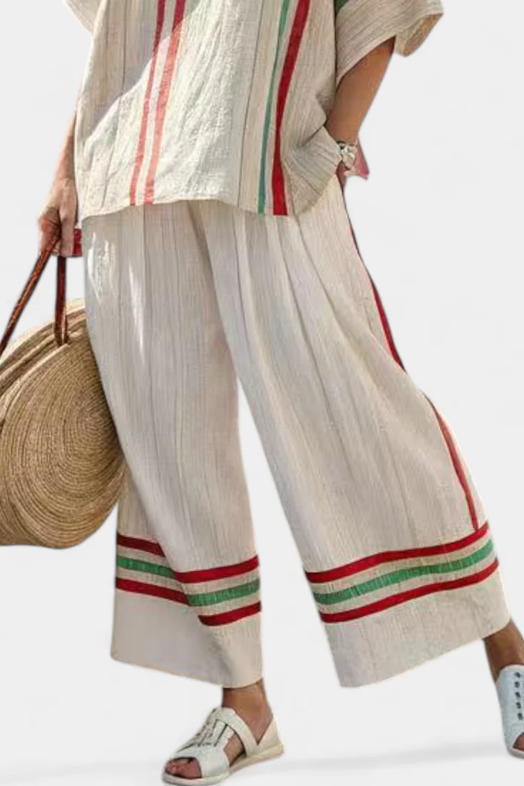 Truvane | Comfortable Boho Print Blouse & Loose-Fit Pants - Image 4